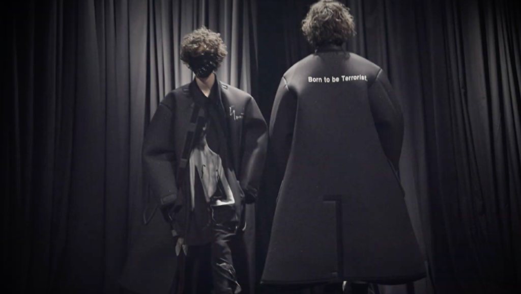 YOHJI YAMAMOTO POUR HOMME FALL / WINTER 21 - 22 COLLECTION