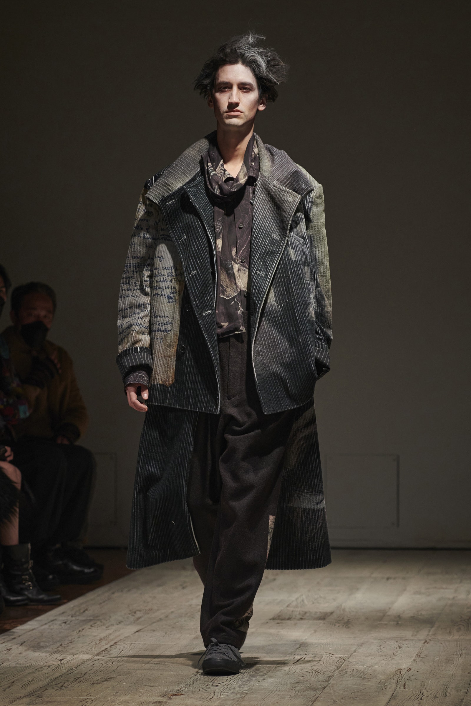 Yohji Yamamoto pour Homme AW22/23 – The Walk